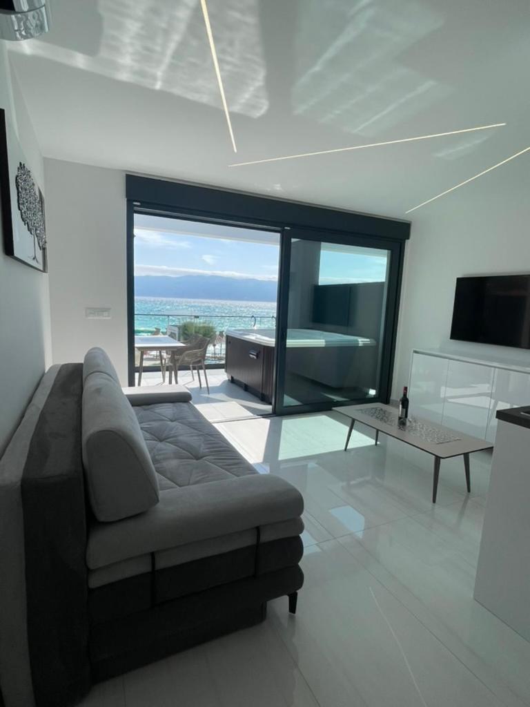 Villa San Sebastian-Direct Sea View Baska  Exterior photo
